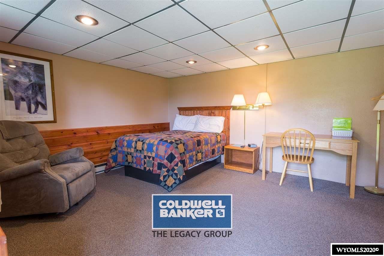 202 Main St, Hulett, WY 82720